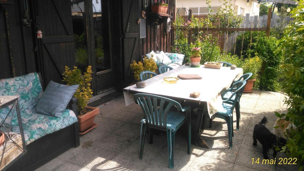Apartamento Petit Chez Soi Dans Mon Petit Chez Moi Biganos Exterior foto